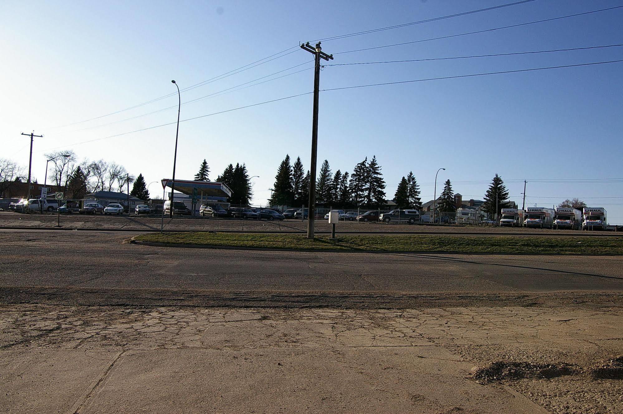 Hat Motel Medicine Hat Exterior foto